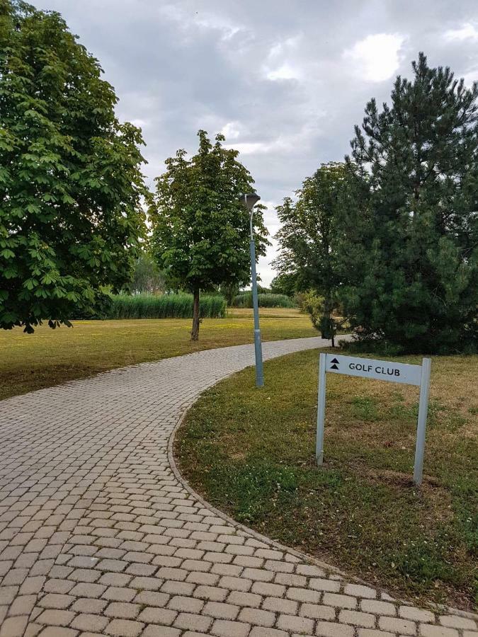 Eliza 1 Birdland Golf Apartman Бік Екстер'єр фото